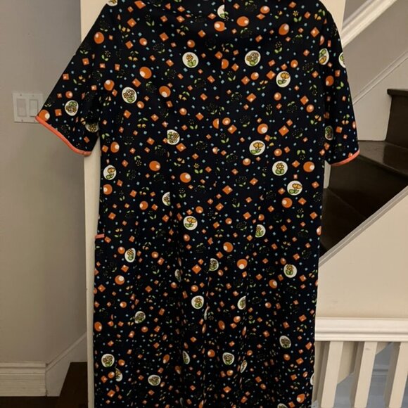 Vintage Fun Poly Print - Picture 7 of 8